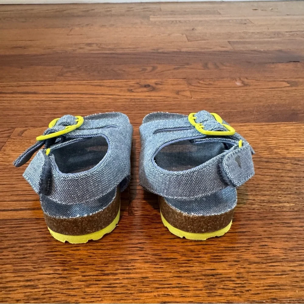 Baby Gap Chambray‎ Twin Buckle Sandals Size 3/4